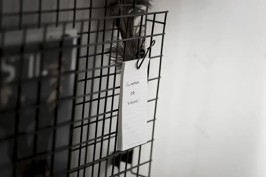 北欧小户型的灰色魅力-4