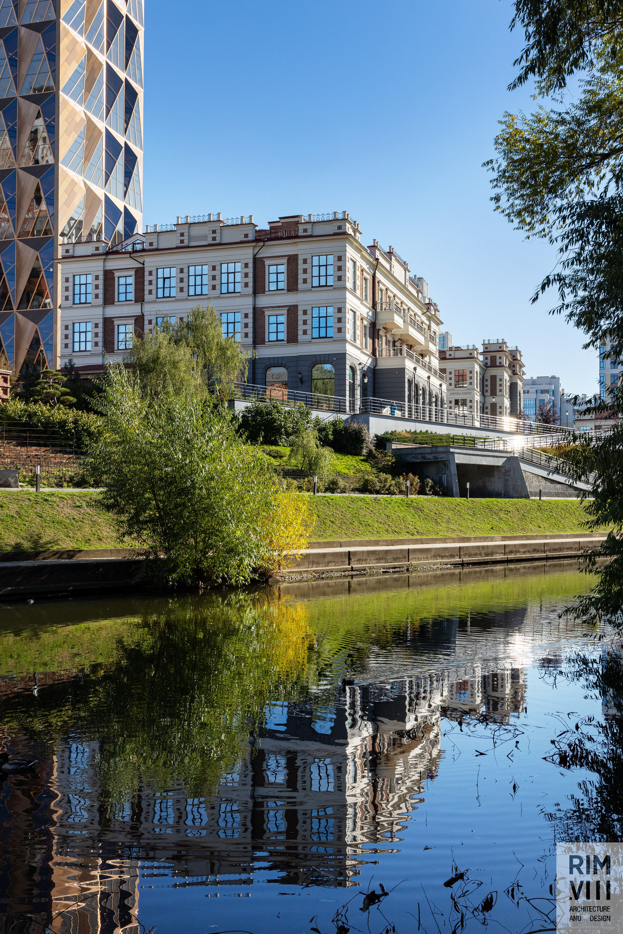 市中心的美学房屋丨Grigory Zaslavsky,Alexey Volkov-0