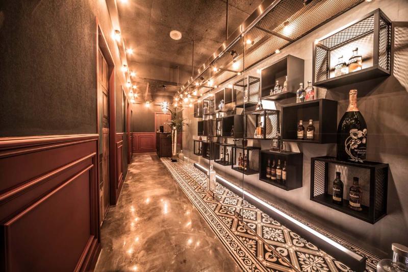 现代简约风酒吧设计，展现精致生活品味-2