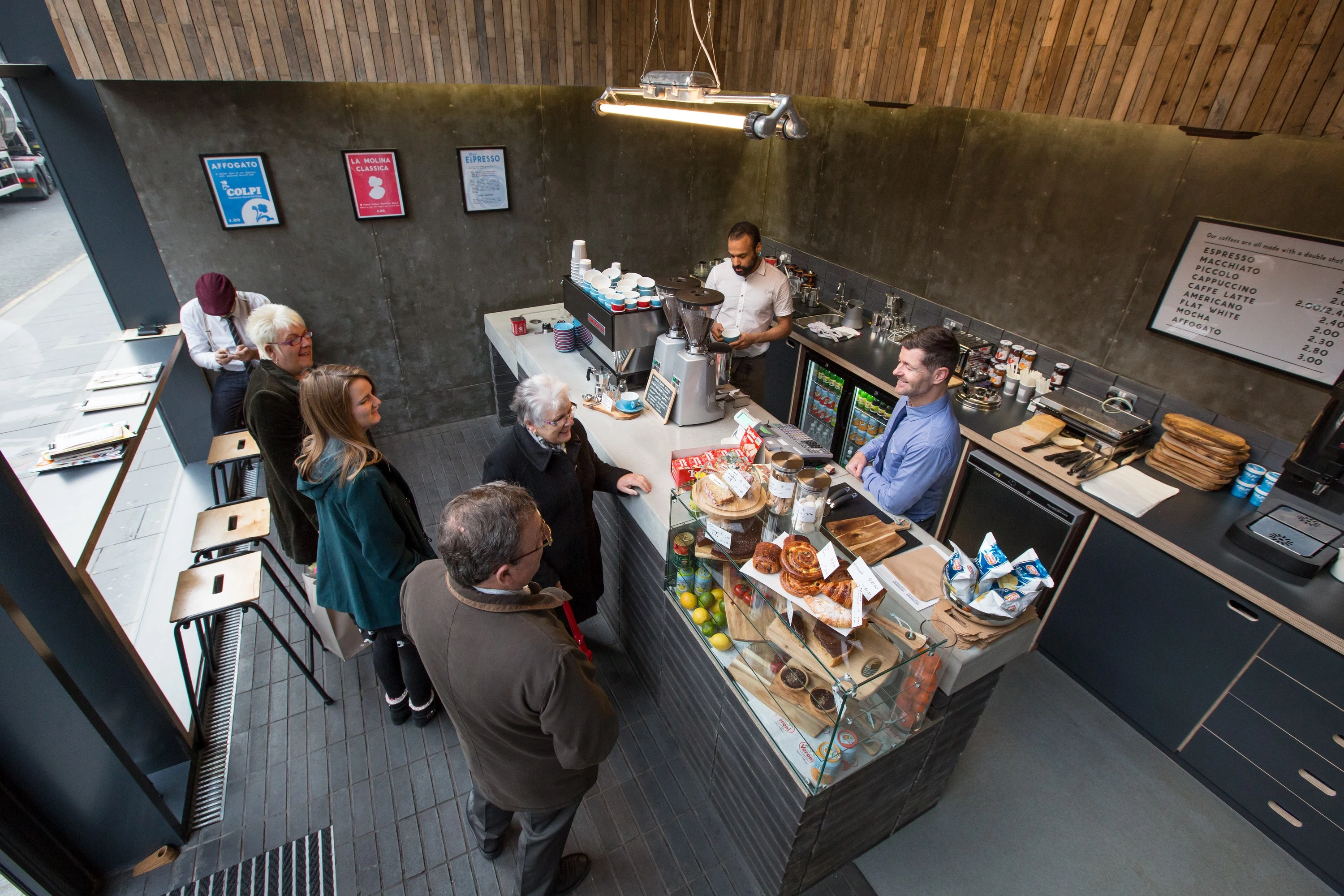 苏格兰小街咖啡馆的再生设计-12