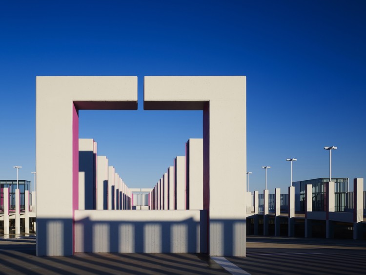 Chesapeake Car Park 4 Elliott + Associates Architecs-34