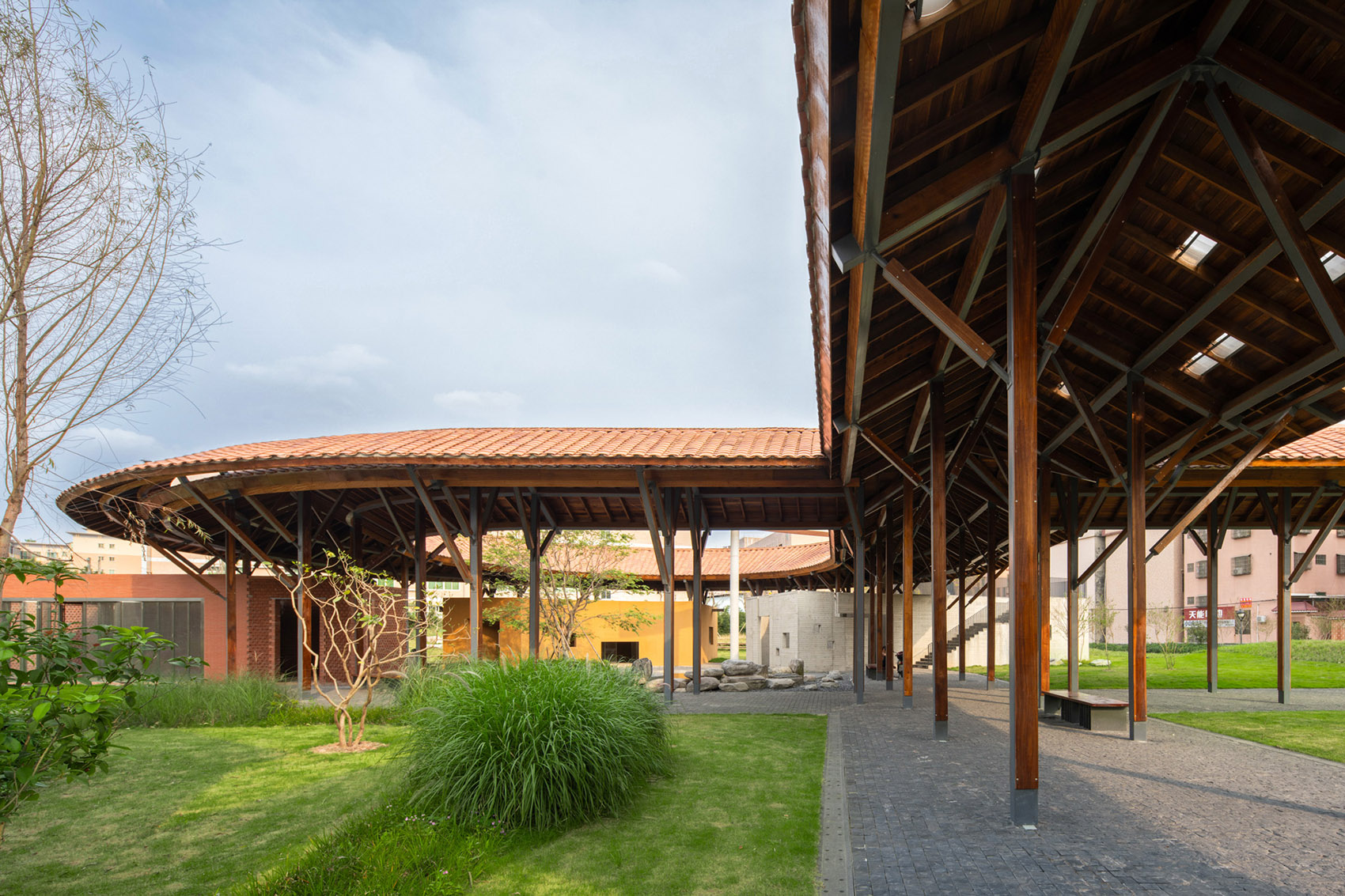 盐步老龙公园丨中国佛山丨竖梁社悬亮子工作室-43