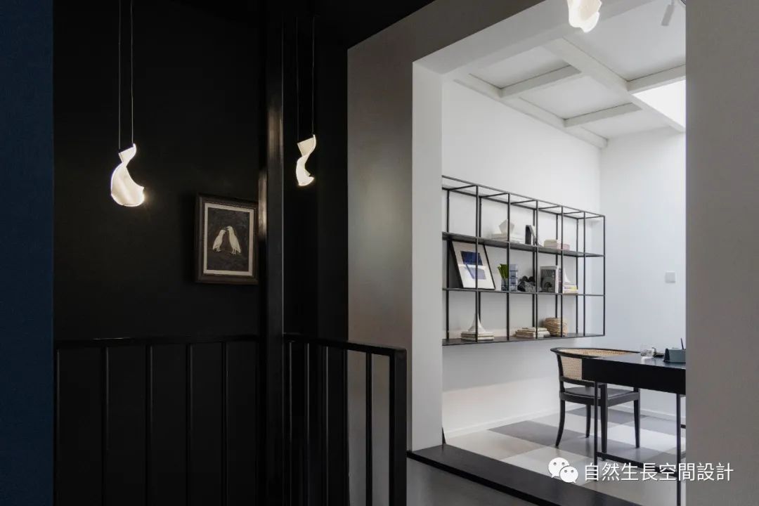 五彩斑斓的黑·复式住宅设计丨自然生长空间设计-51