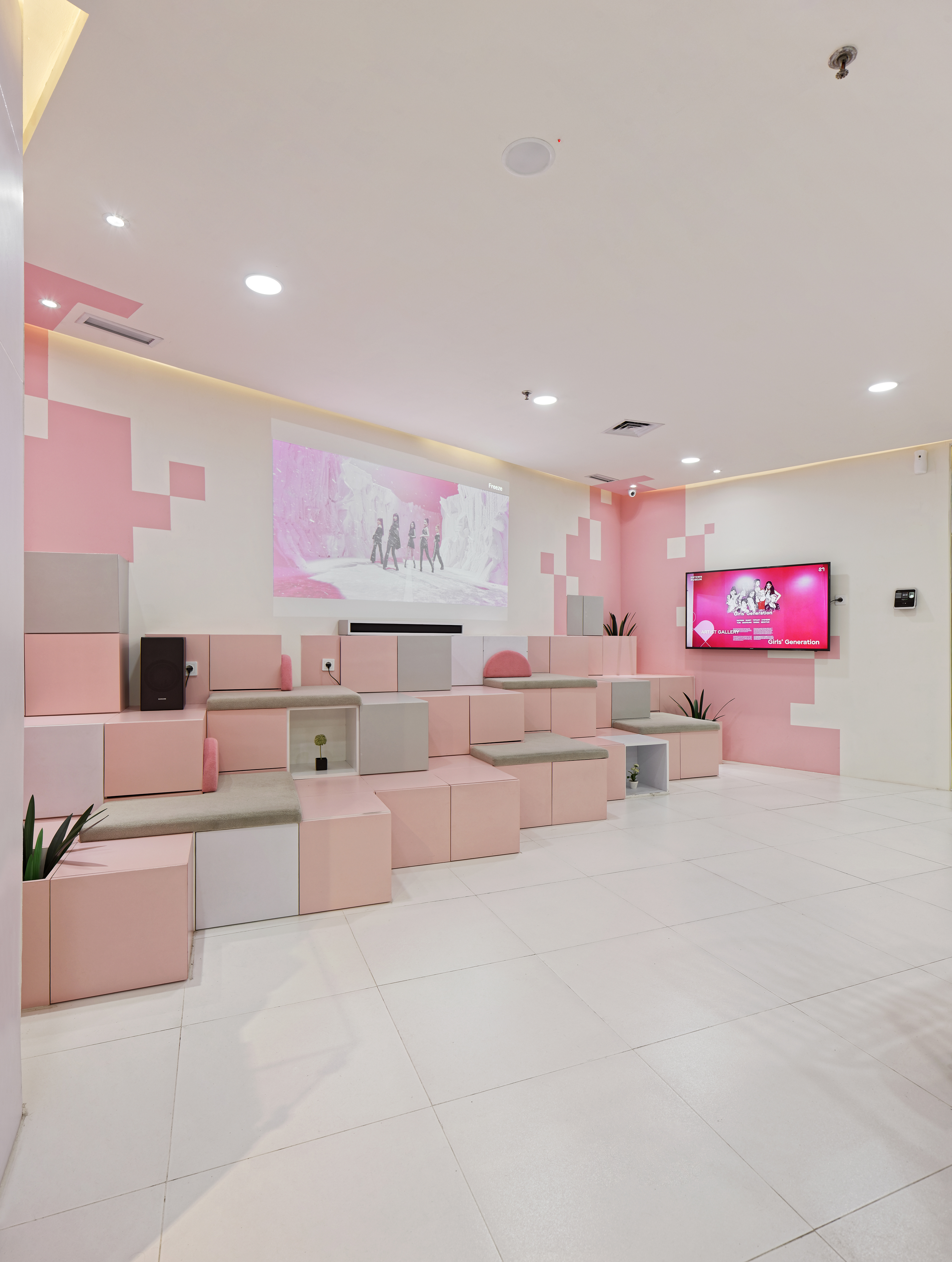 粉盒阶梯 | SM 娱乐印尼代表处的室内设计-14