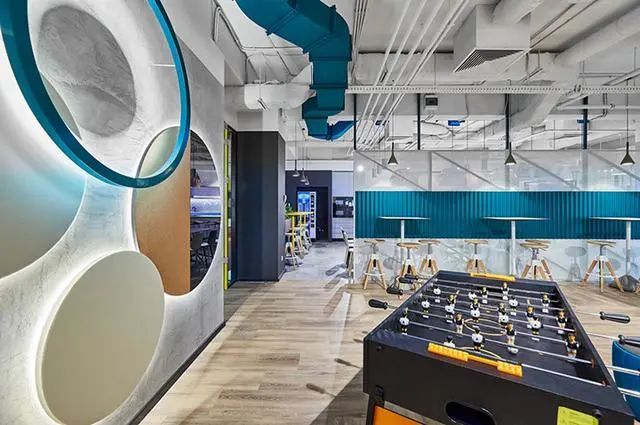 埃森哲布加勒斯特办公室 | 以人为本的全脑领导力空间-25