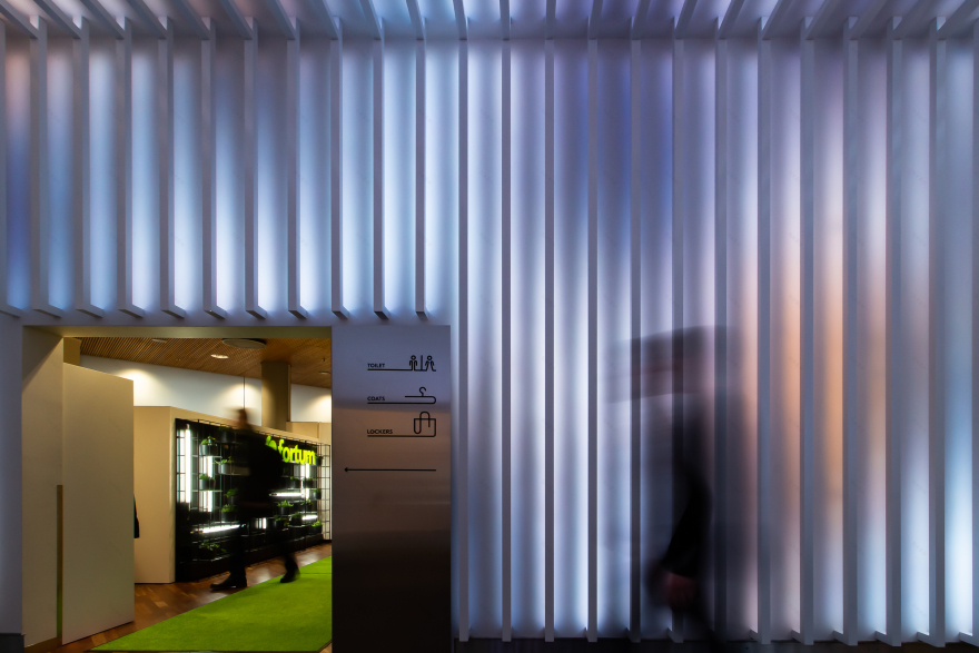 芬兰 FORTUM 办公空间“转变隧道”灯光设计-16
