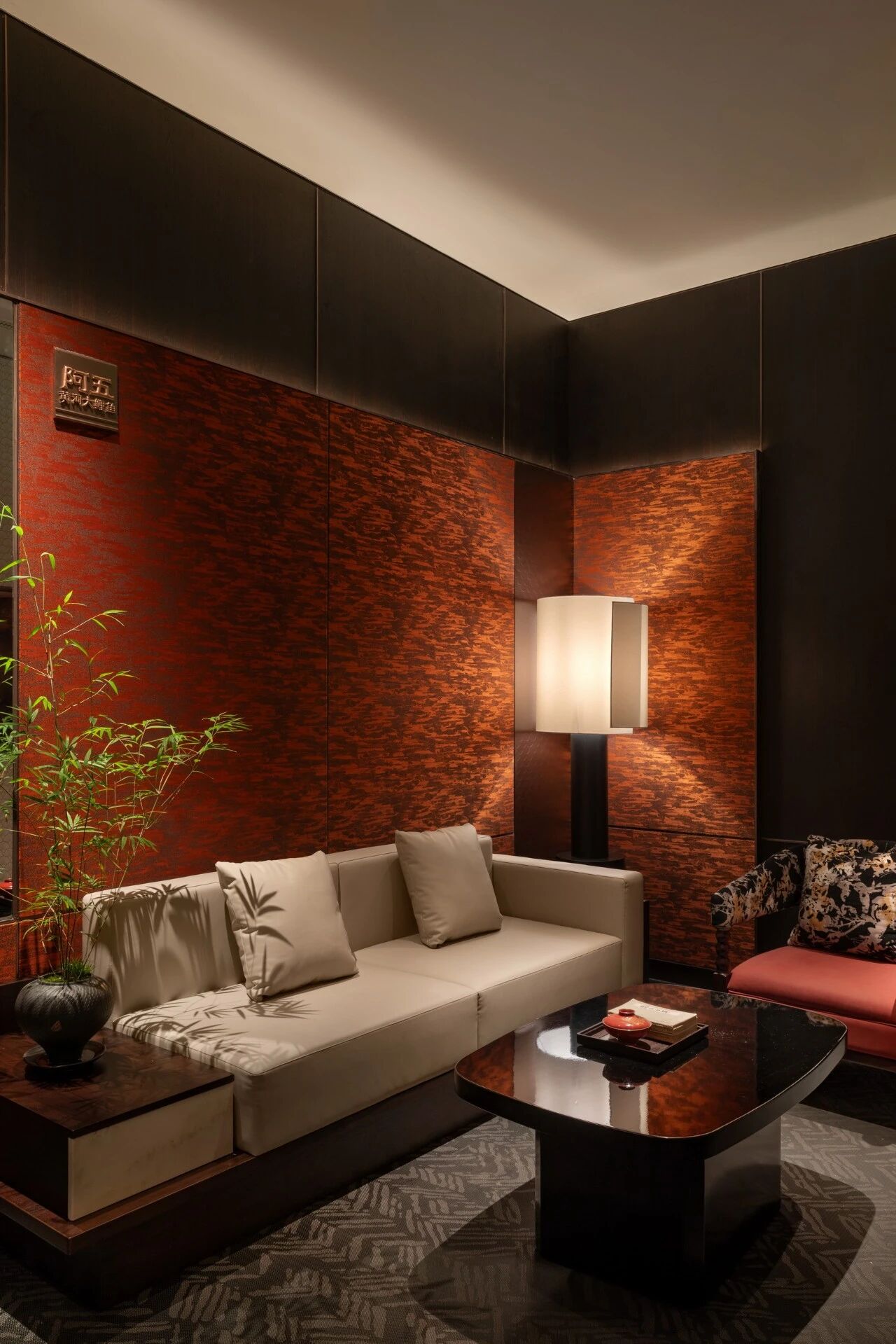 阿五黄河大鲤鱼郑州东站店丨中国郑州丨硬装杭州意关联室内设计有限公司,软装杭州意拾忆装饰工程有限公司-13