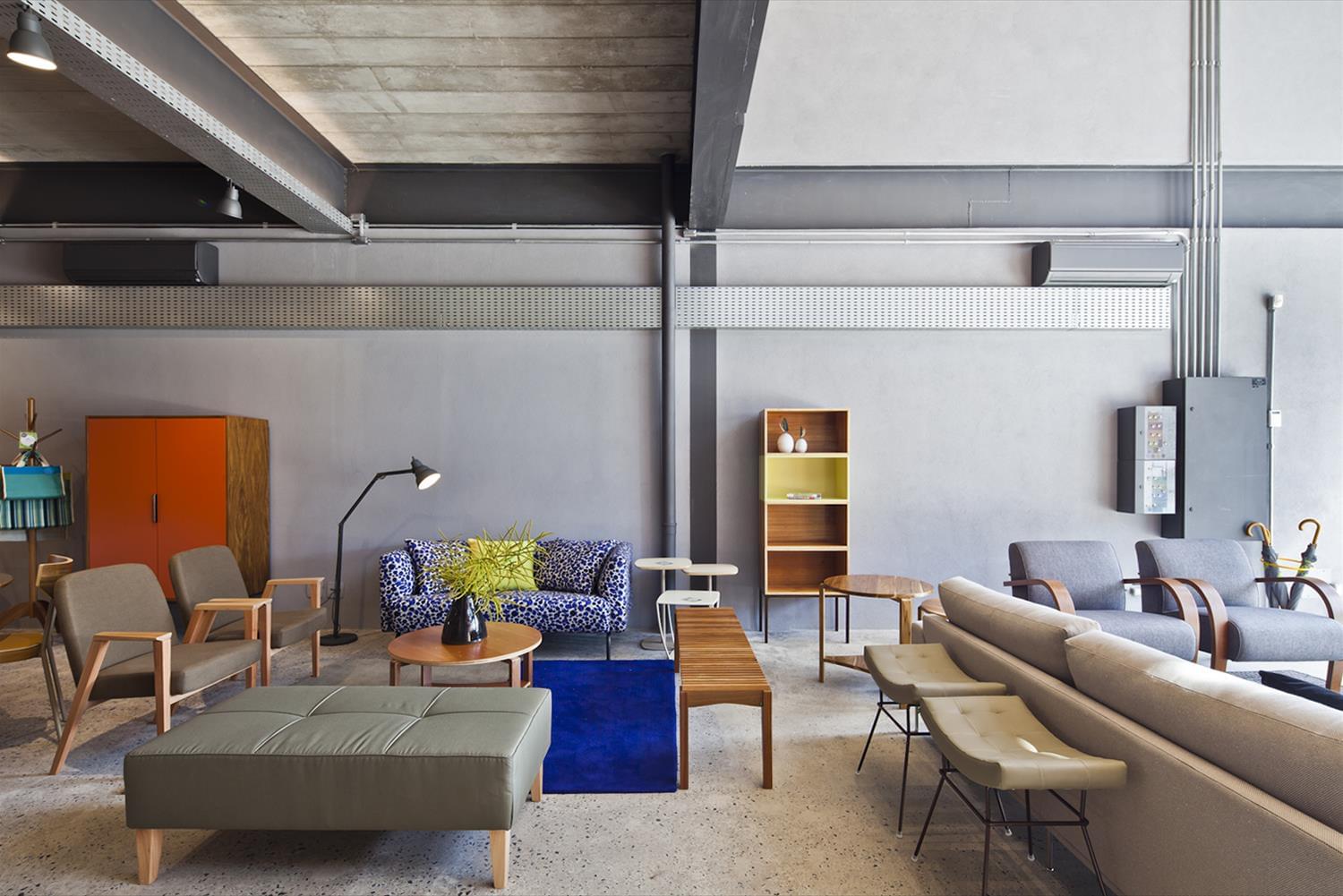 Fernando Jaeger 的 Moema 家具店-15