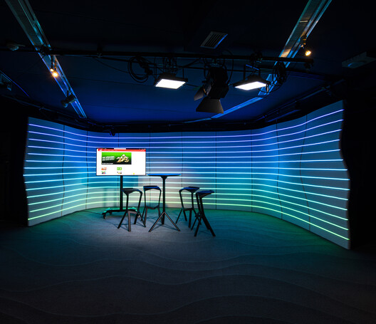 首个3D打印电影工作室集成智能LED照明项目-49