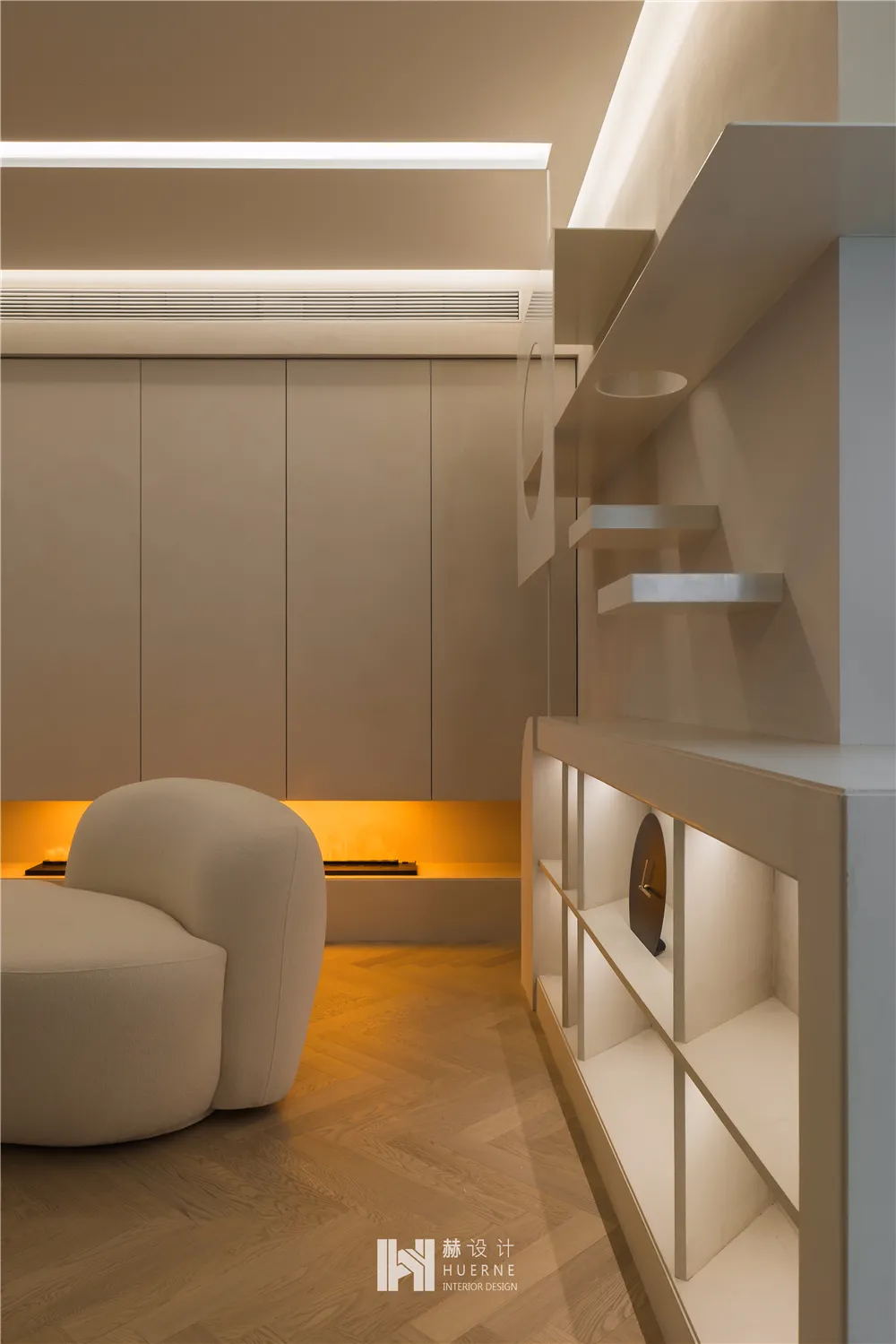 光木为引,探索侘寂风居所的温柔浪漫丨中国上海丨赫设计-17