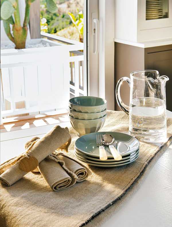 棕榈环绕的西班牙异域风情木屋-10