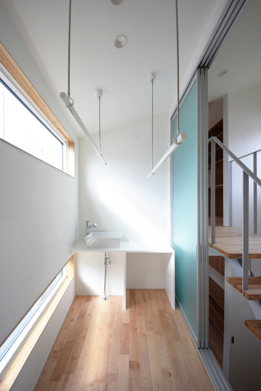 House With 3 Shed Roofs / 416 Architects-27