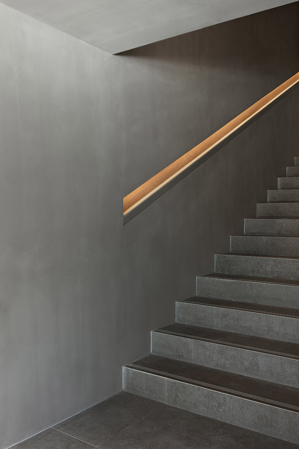 日夜流转中的都市文化灯塔 · 唐宁书店四海城店丨中国广州丨立品设计-30