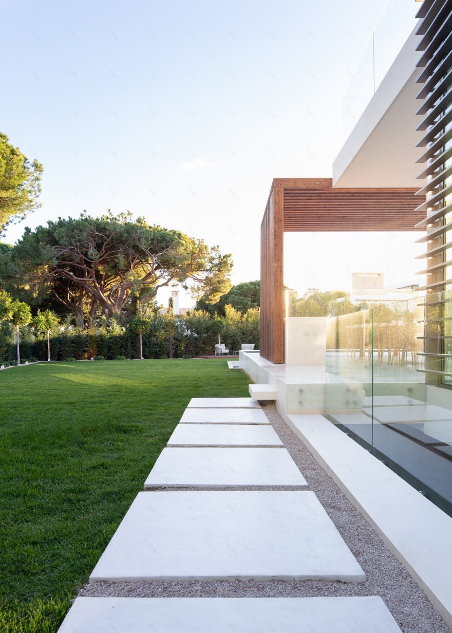 葡萄牙南部别墅的生态花园设计-11