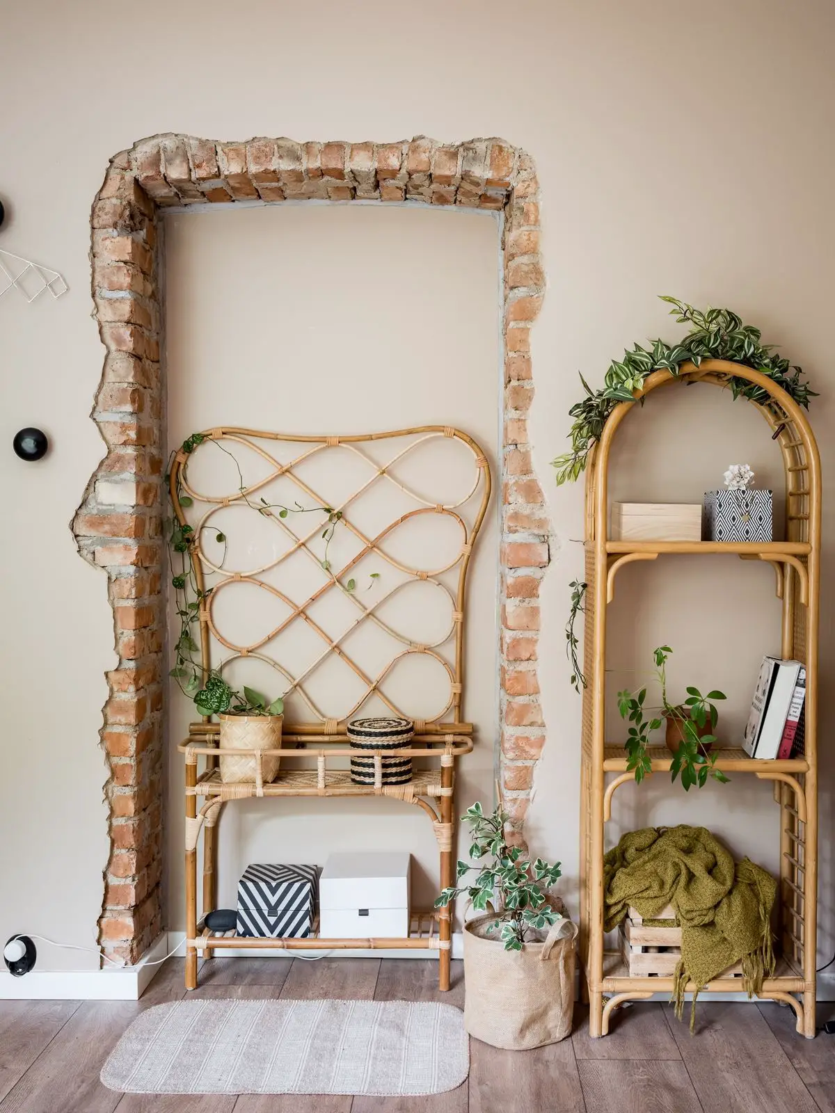 瑞典 80m2 工业风公寓 | 旧时面包店的优雅新生-8