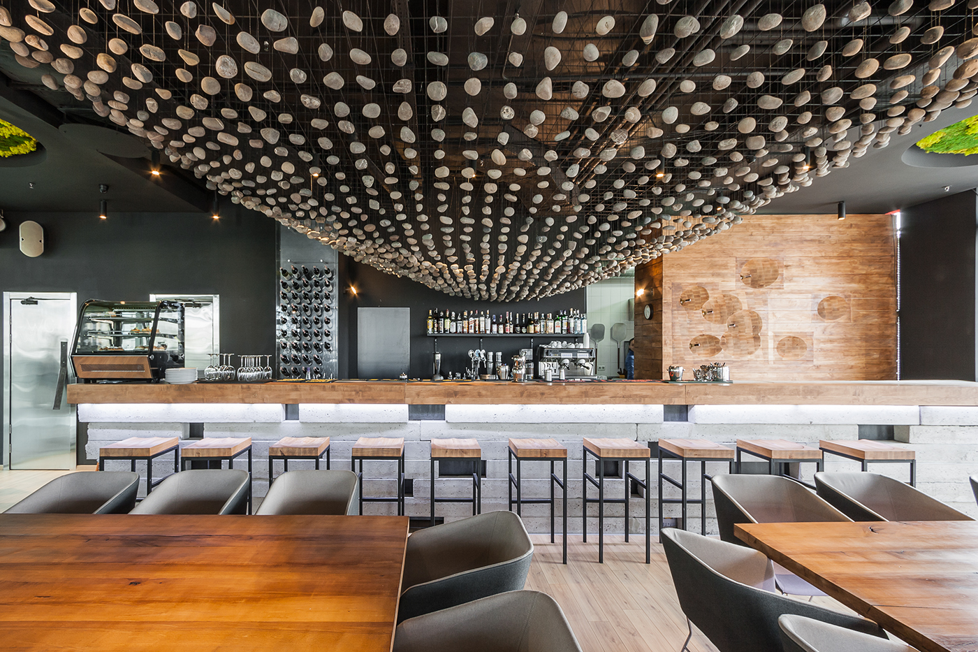 乌克兰 Dnepr 市 250 平米西餐厅设计-12