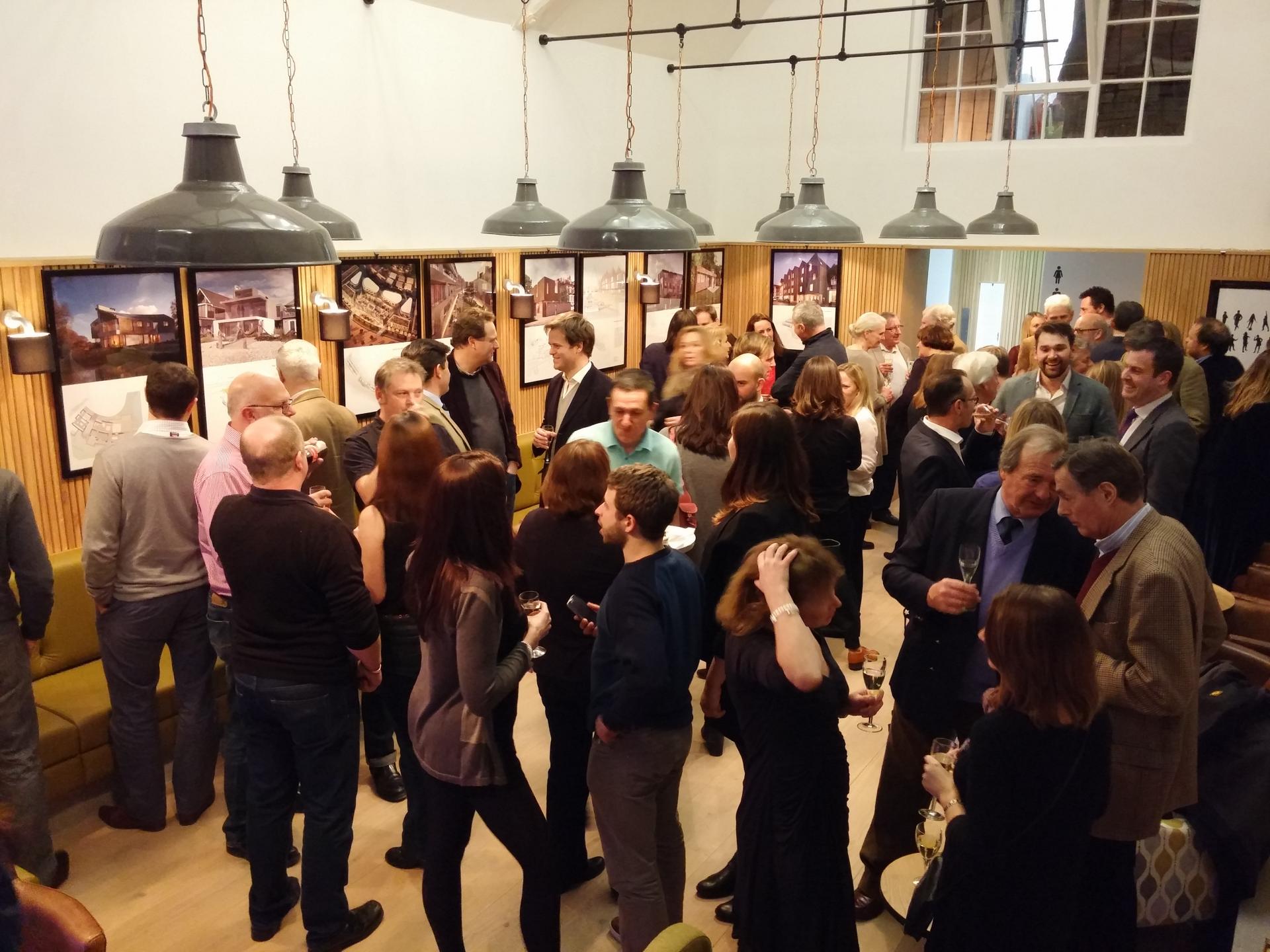 19世纪建筑内的现代电影院设计项目-33