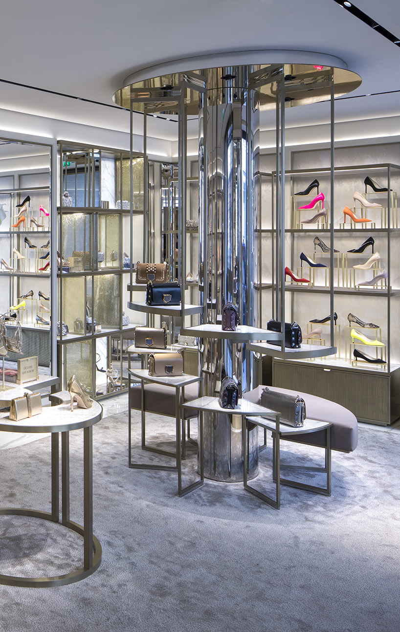 巴黎 Jimmy Choo 旗舰店,奢华螺旋金属柱夺目-19