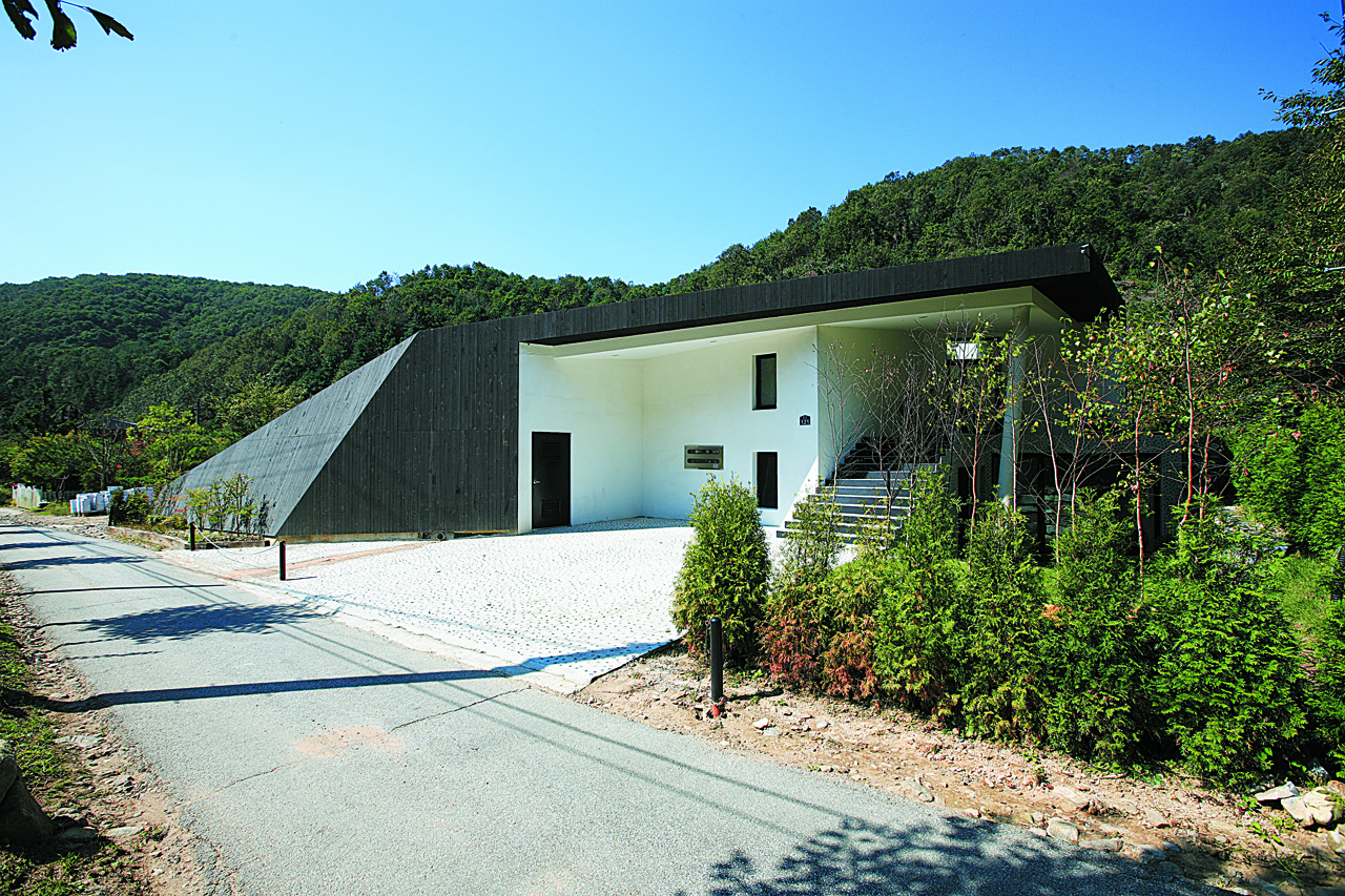 韩国山间别墅-14