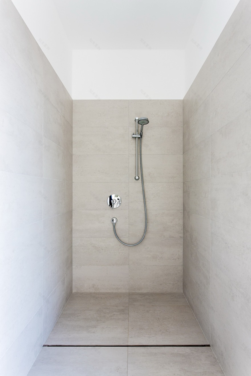 巴拉通格约克传统葡萄园区私人住宅设计-17