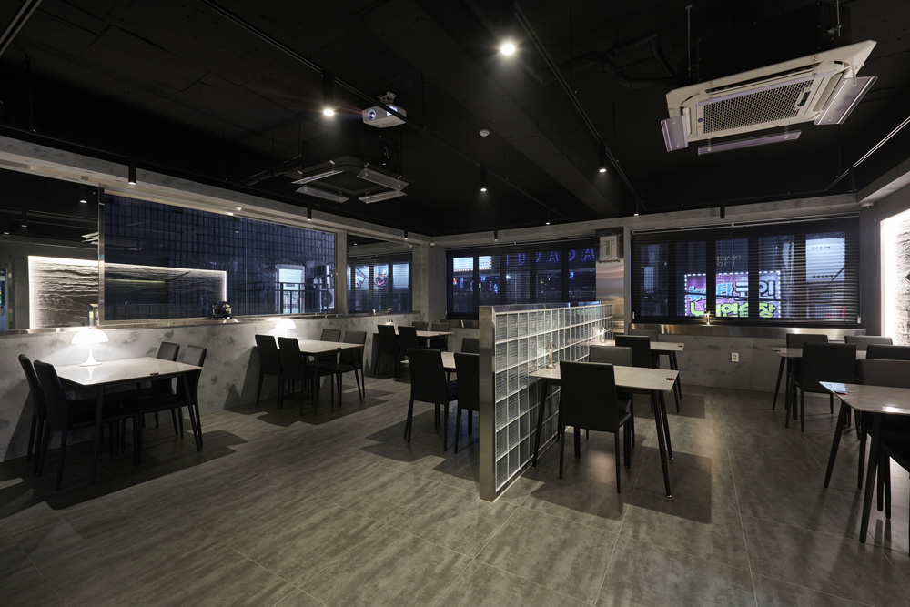 高级黑 | 25 坪韩餐店的精致内饰设计-4