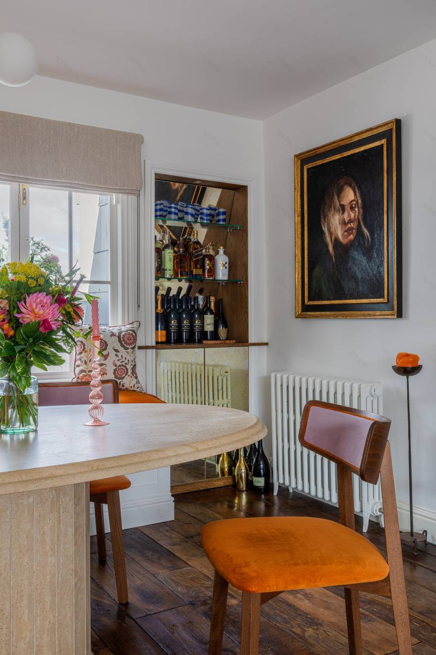 Suki Waterhouse 的伦敦豪华公寓 | 复古与现代的完美结合-8