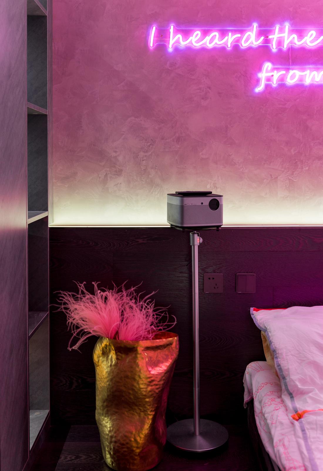 工业风极简温馨小家设计-43