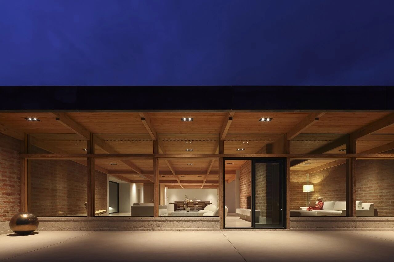 Casa Luce中世纪现代风格住宅翻新丨图森现代主义设计师汤姆·吉斯特-2