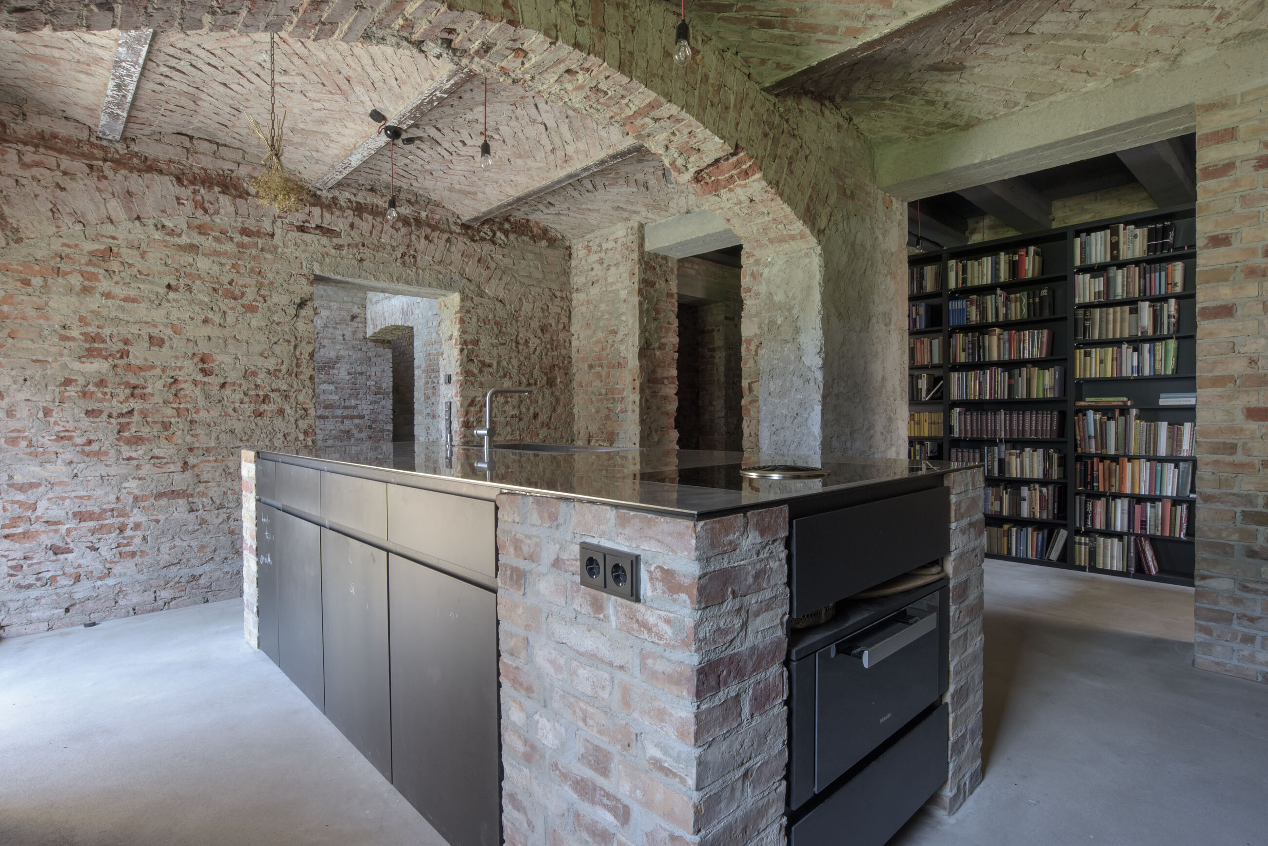 乡村历史建筑的现代新生 | 德国 feldberg 法院改造-15