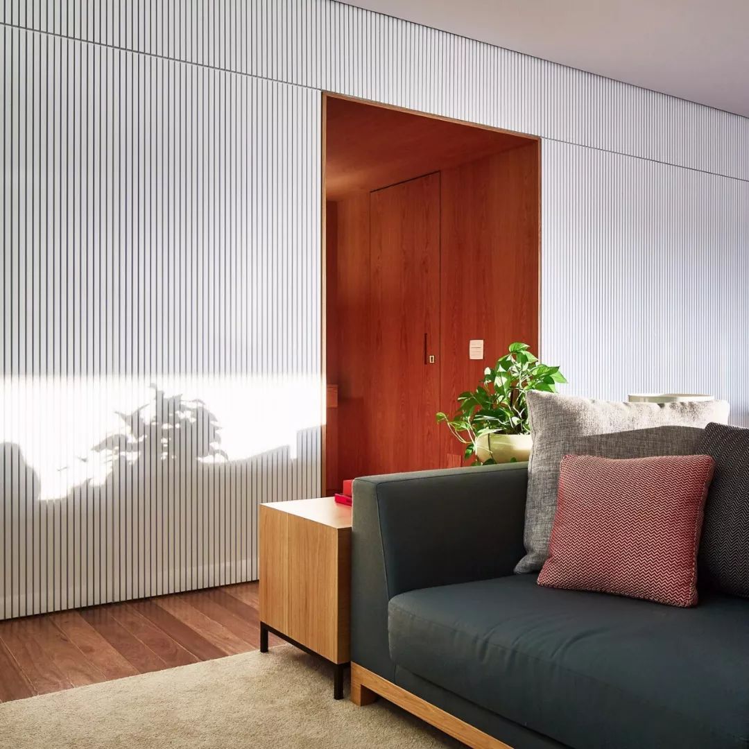 现代木质简约公寓设计  David Ito Arquitetura-23