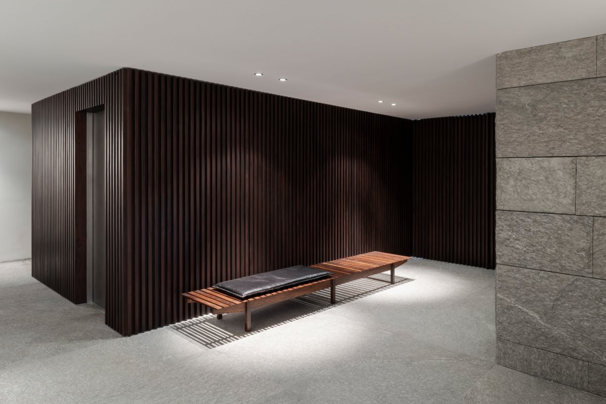 比利时现代轻奢别墅设计-5