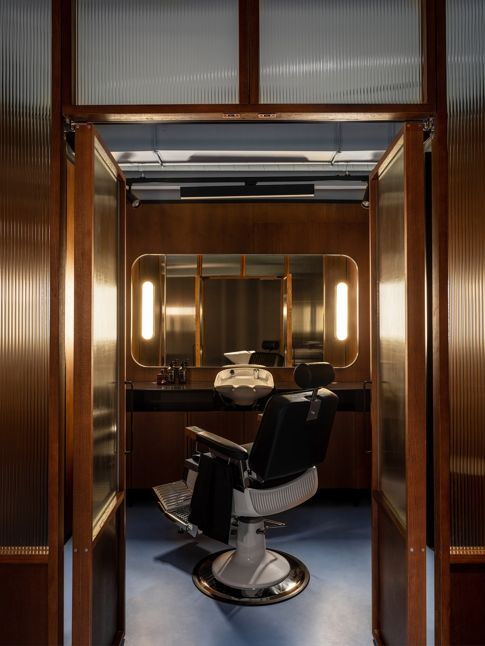 莫斯科Barberia男士美容院丨俄罗斯莫斯科丨Static Aesthetic工作室-21