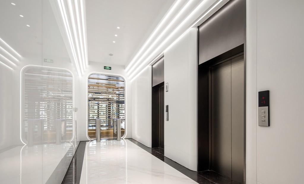 鲁诺集团总部大楼-7