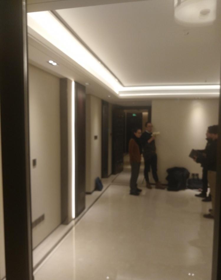 简约三口之家的暖意空间-12