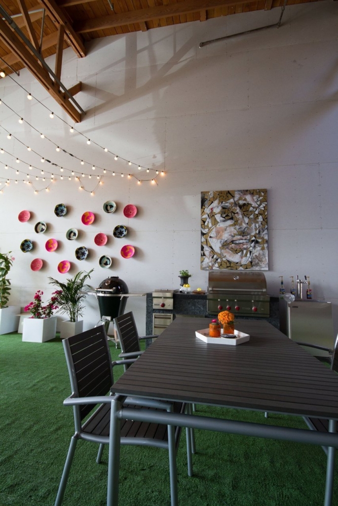 [专卖店] a tour of aphro chic's stylish show home at helms bakery-20