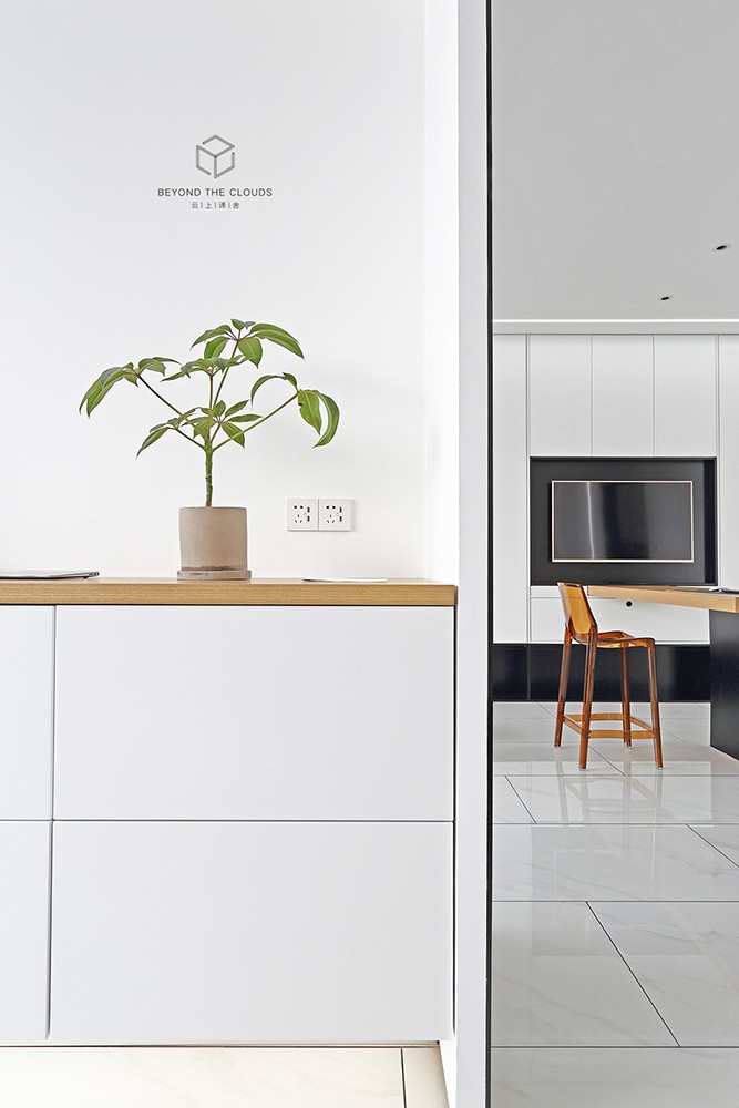 Beyond the Clouds(云端之上)-8