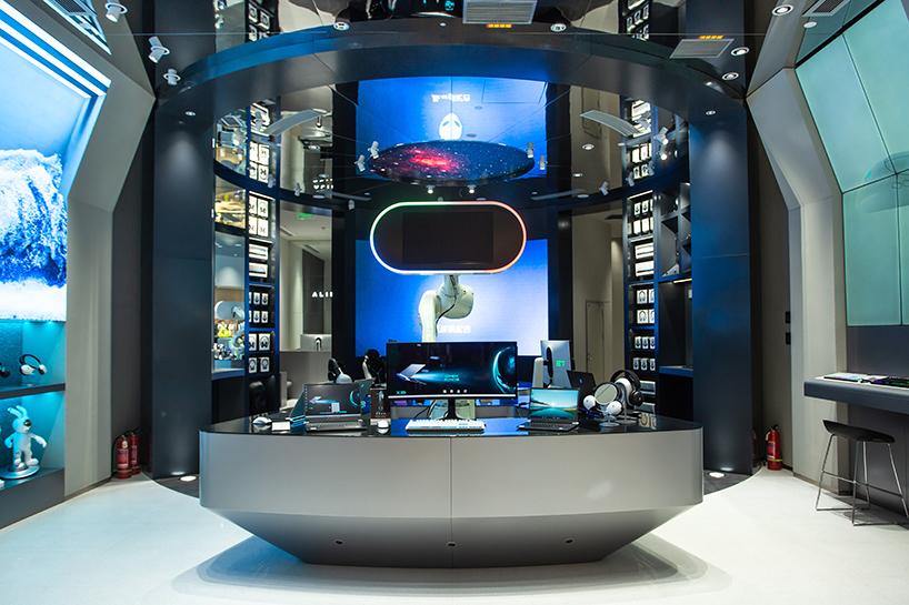 Alienware Taikoo Li Chengdu Flagship Store by Gramco Beijing-17
