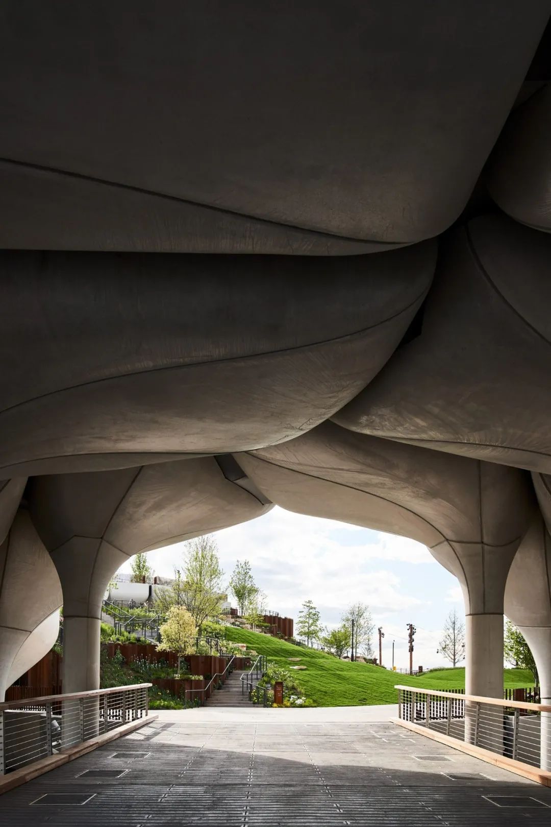 纽约悬浮空中公园丨巴林哈德丨Heatherwick 工作室,Arup,MNLA-20