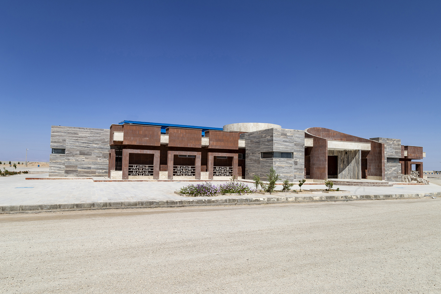 萨尔马德钢铁公司·食堂和更衣室-32