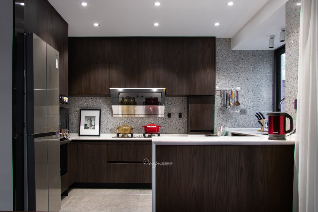 空间“减法”·克制之处找寻温馨归宿丨紫苹果装饰-15