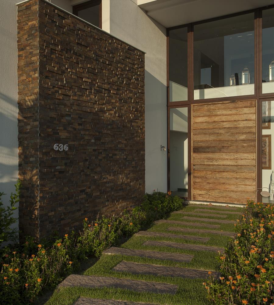 巴西 Pedras 住宅 | 现代设计与自然景观的完美融合-10