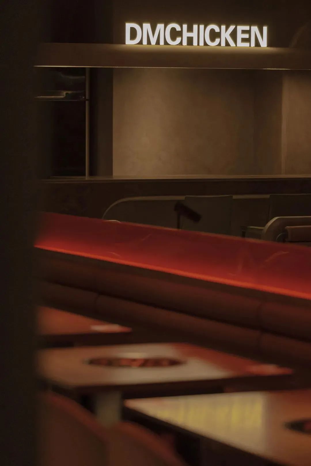 沈阳分米鸡餐厅 | 前卫设计与自然融合的美食空间-38