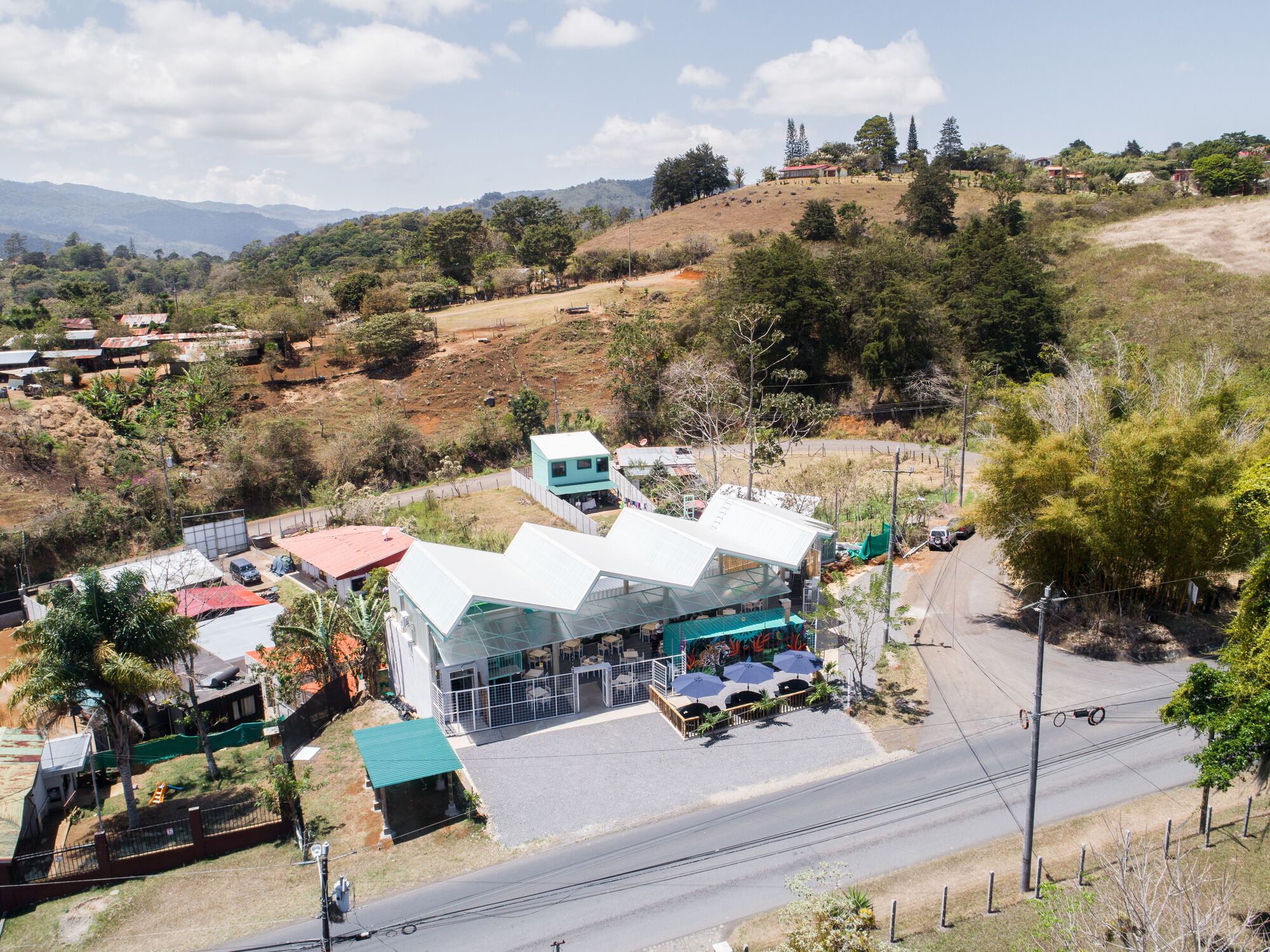 美食广场 224 号路线丨哥斯达黎加丨Quince Cero Uno Arquitectura-23