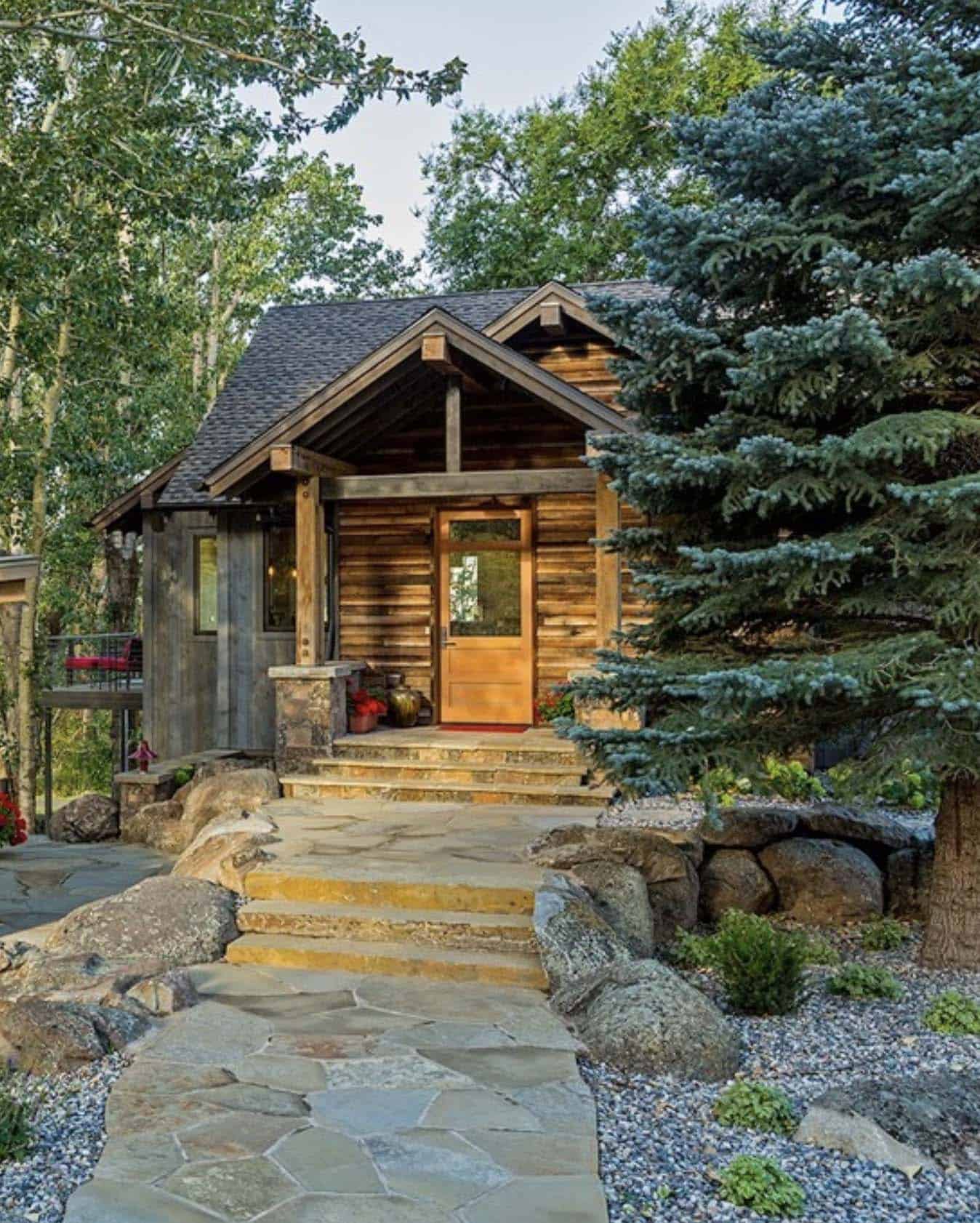 Breathtaking Montana mountain retreat in harmony with the environment-30