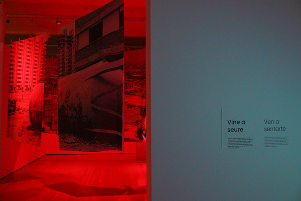 回声，一座城市的反射（注：refle·os推测应为reflejos，西班牙语反射、反响之意） -55