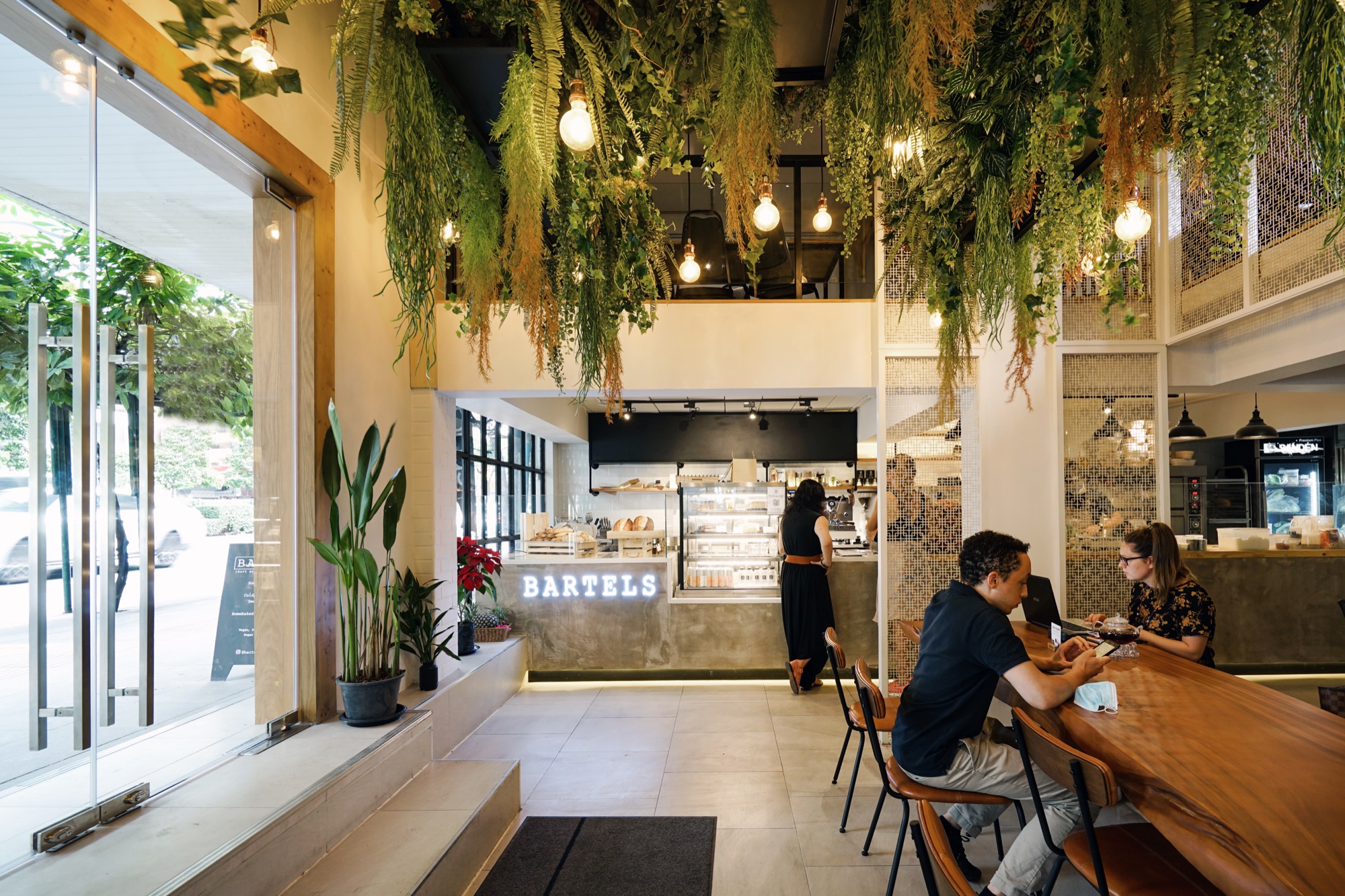 曼谷绿色健康的“BARTELS”烘焙果汁店丨泰国曼谷丨Whitespace Ltd.-11