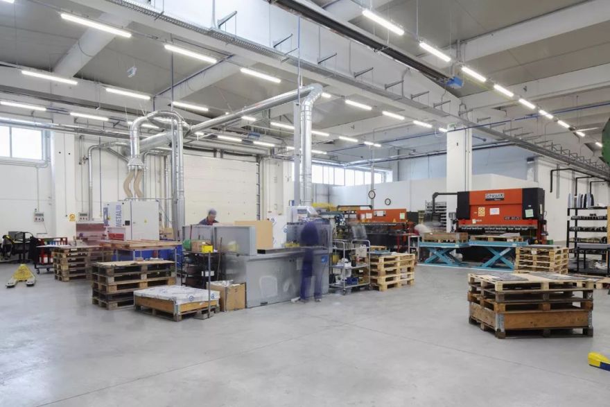 蒂米什瓦拉红色工业地标,展现咖啡机生产魅力-41