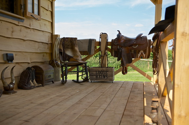 木材马厩与农场住宿设施-9