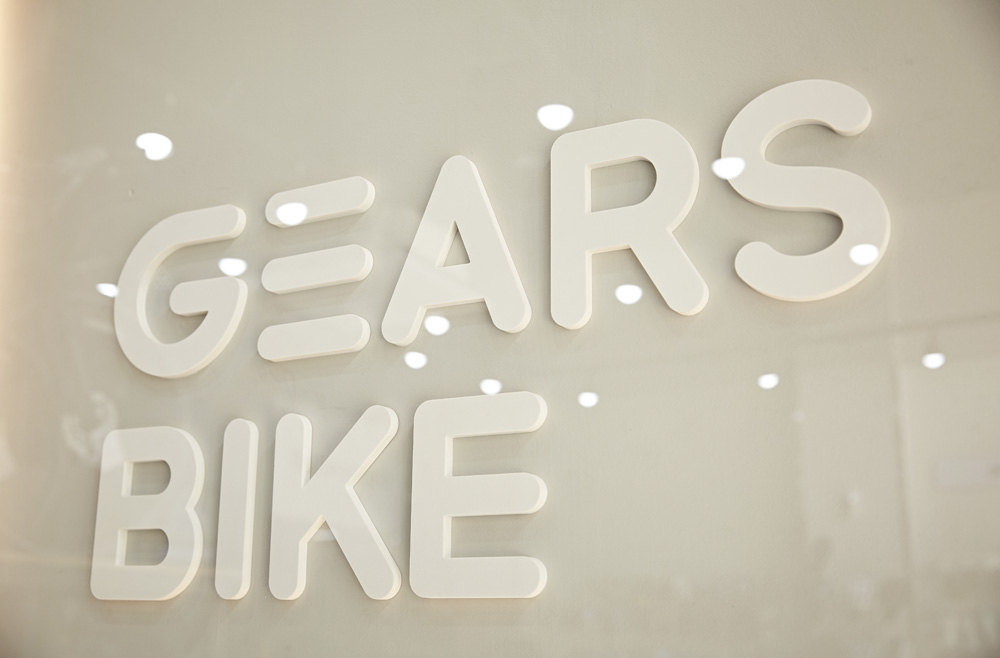 기어스大巴餐厅 | 独特工业风格的 24 平米小空间内饰设计-16