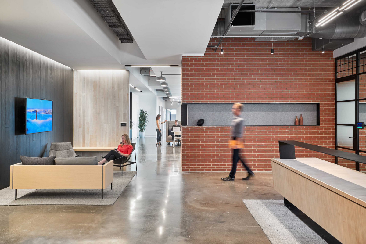 替代技术公司办事处 - 弗里斯科-10